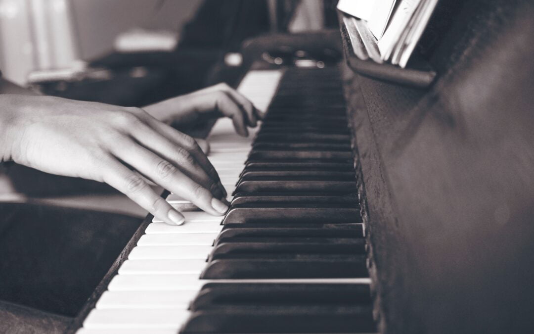 Kuo naudinga maldos praktika?